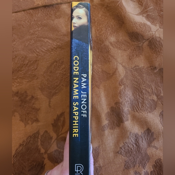 Code Name Sapphire - Picture 2 of 3